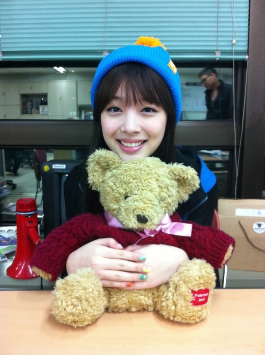 today's been rough and tomorrow will be too, you can overcome this even if you think you can't 💞 you're doing your very best and please remember this won't last forever, I'm sending you hugs 💜💜