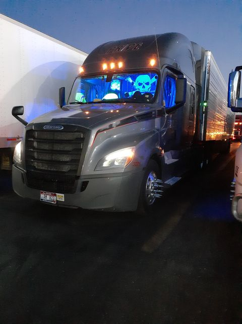 Pride_Transport's tweet photo. We're getting in the halloween spirit over here! Who else has added some spooky decor to their truck? #drivepride #halloween #TruckerLife https://t.co/nkgDGDdFaQ