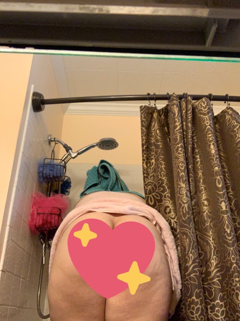 lucybee66's tweet photo. @OnlyFansNewBie Only $3.50 for 30 days if you come subscribe rn ☺️ come play! 
https://t.co/XCtLbaOlcF 
#onlyfans #onlyfansnewb #onlyfansfetish #onlyfansgirl #onlyfanslatina https://t.co/lKfHsUBFqv