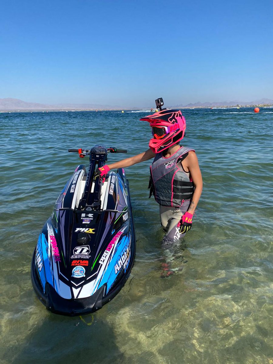 cbaxdeportes's tweet photo. Finalizó #ijsba world Finals y el #teamcbax logró excelentes resultados:
Monica Vaccari, noveno puesto en la categoría Master Ski Stock y la posición N° 11 en la categoría Pro Am Woman’s Ski. Admiramos el esfuerzo de nuestra deportista que descato corriendo 2 categorías seguidas. https://t.co/IgQqLJrdRy