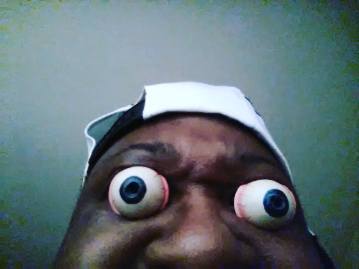 DarrellRDP's tweet image. What&apos;s Up... 
#craybcray #whatsup #darrellrdp #bigeyes #buggedouteyes #youtuber #youtubechannel #varietycomedychannel #comedy #hat #snapbackcap