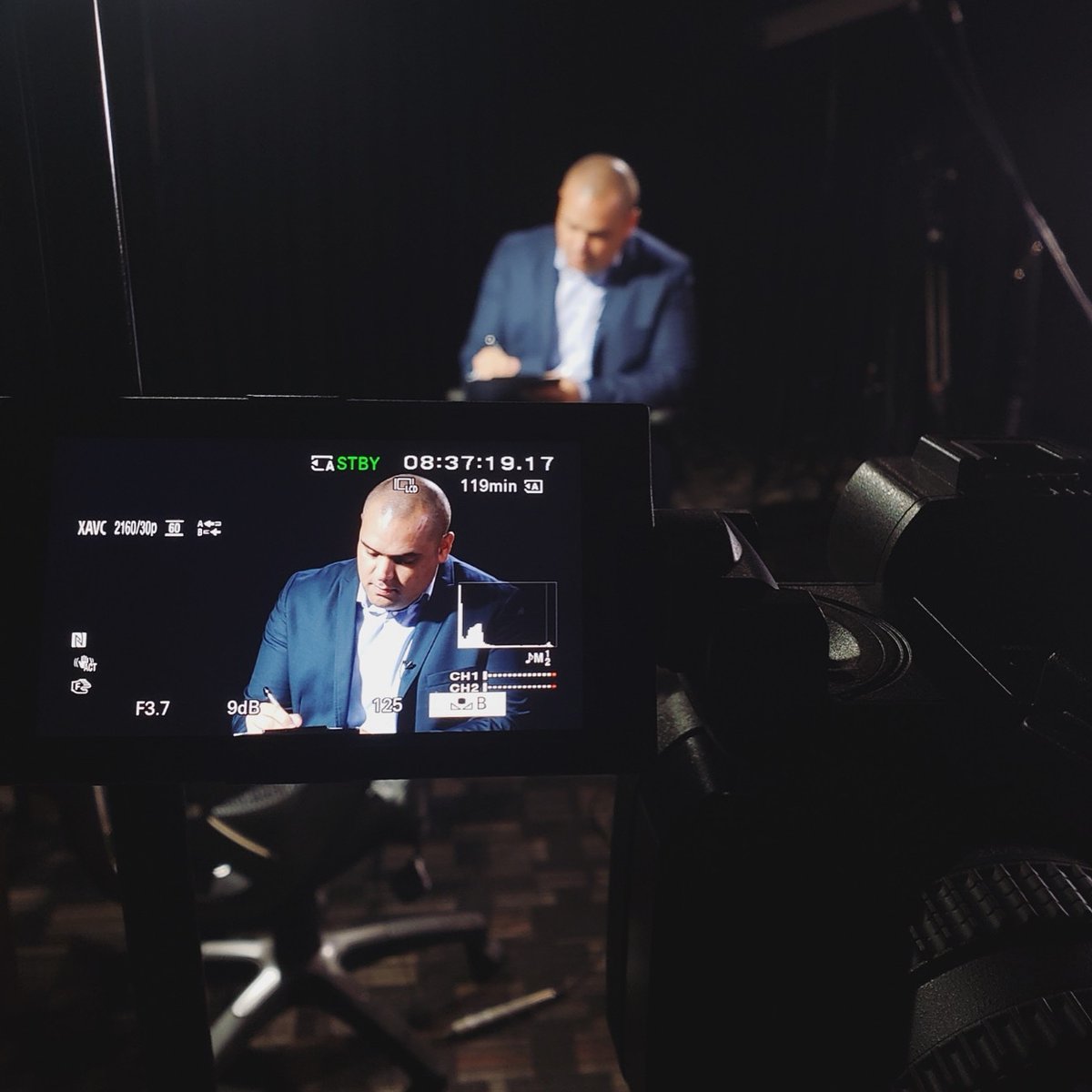 NaLeoTV's tweet photo. Happy Aloha Tuesday 🤙🏽 We’re busy in the studio creating new content. Stay tuned for upcoming live shows and updates later in the week. Mahalo to our community for your continued support! #NaLeoTV #CommUNITY #AccessTV https://t.co/oL4H3U5bl9