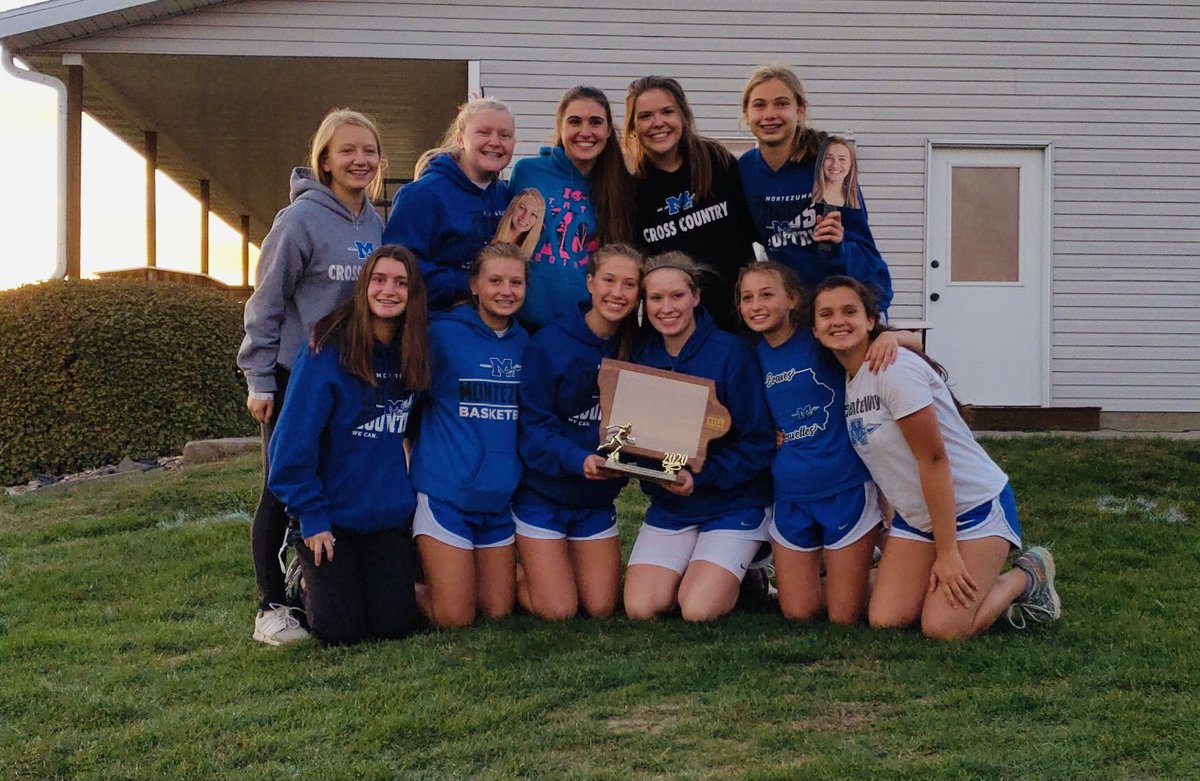kevingartman's tweet photo. Girls SICL Team Champions: Montezuma 

The varsity girls finish as back-to-back conference champions for the first time in school history! https://t.co/sYQUciRsgU