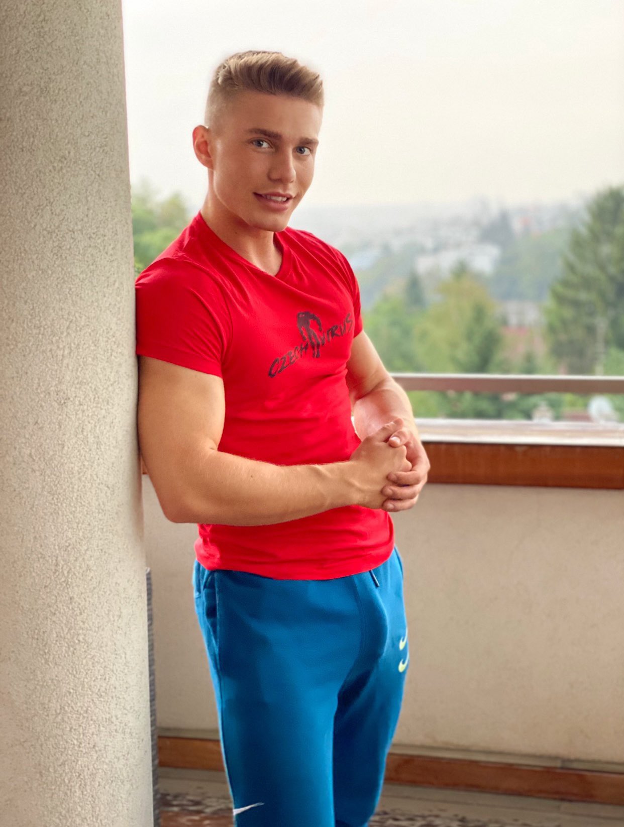 Emmet Charm on X: Im waiting just for you😋🍆 t.coWhAs0PUC3z  t.consn9UdMmuC  X