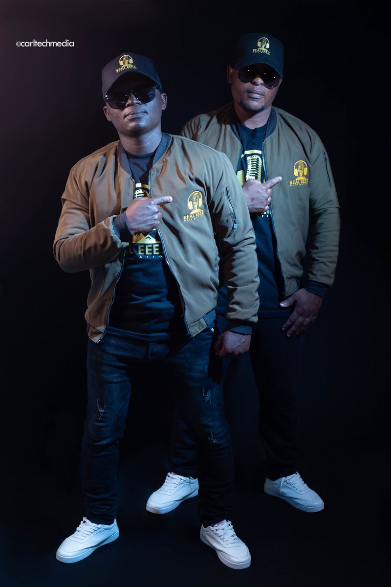 RealEeez's tweet image. We sing from the Heart, We perform from the Heart, Our Hearts are Gold and Music is engraved right in the center of our Hearts
#Real_Eeez
#Wasu_Nation #music
#musicday2020 #africa #photo #1YearOfLightsUp