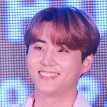 appreciation tweet for youngk's cheeks ㅡ a thread #영케이  #데이식스  #YOUNGK  #DAY6