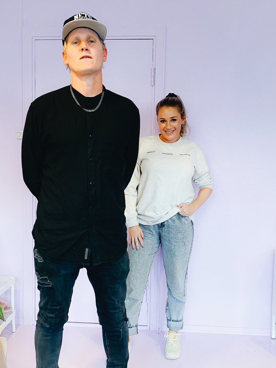 Podcast alert 🚨 Vinni guests on Ida Fladens podcast, «Ida med hjertet i hånden»🌸 

open.spotify.com/episode/7tjXew… open.spotify.com/episode/7tjXew…