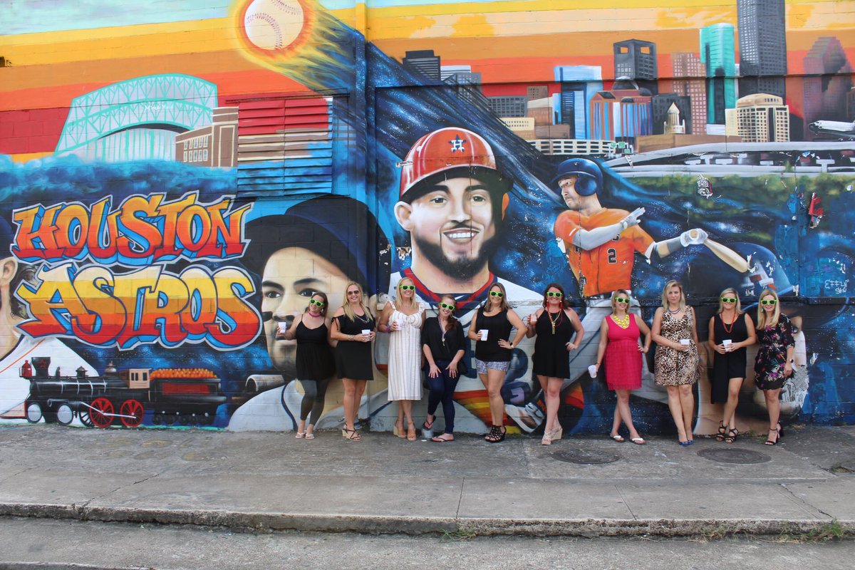 CoolBusHouston's tweet photo. Have y’all seen this awesome @astros mural in downtown Houston?!
#coolbushouston #coolshades #houstontx #htown #htx #myhouston #houston #houstontour #explorehouston #visithouston #eadohouston #houstongraffiti #graffitipark #houstonmurals #houstonastros #ForTheH https://t.co/8awbr8hUYh