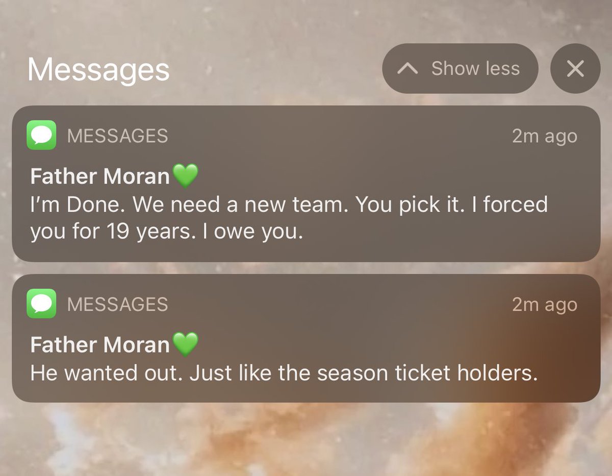 _JuliaMoran's tweet photo. @nyjets look what you've done to my dad. #NYJets #leveonbell #NFL https://t.co/de0McXUP4g