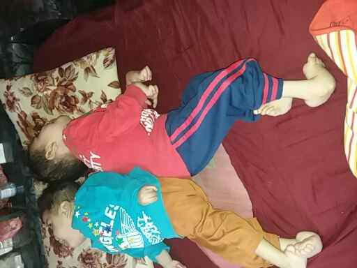 EEni9iHbFYmXtGE's tweet photo. يارب من يعيداتغريده لايأتي صباح اليوم إلامحمل بجميع أمنياتةالي مايستطيع المساعدةيشارك برتويت حتى يدل فاعل خير
اناطالبةمن فضل الله
 عندي ستةايتام اثنين معاقين
ومحتاجةلدفع الايجار
وموادغذائيةوحفايض وعلاجات
من فرج كربةمسلم فرج الله كربته
#كاريلو
#البرازيل_البيرو
#ميمي_الصيعري https://t.co/bkjYr6S0vr