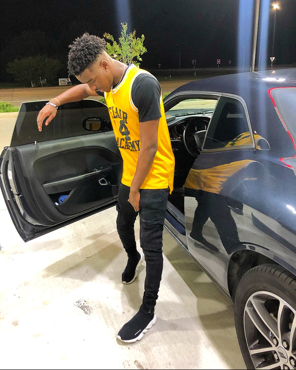 Used to be in last place🤞🏾🖤