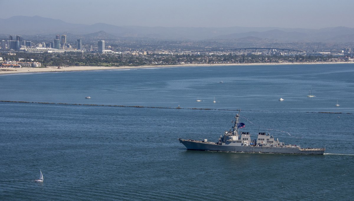 #USSPaulHamilton returns home to San Diego following 9-month deployment to @US5thFleet, @US7thFleet areas of operation: go.usa.gov/xGSX2 #DDG60 #USNavy