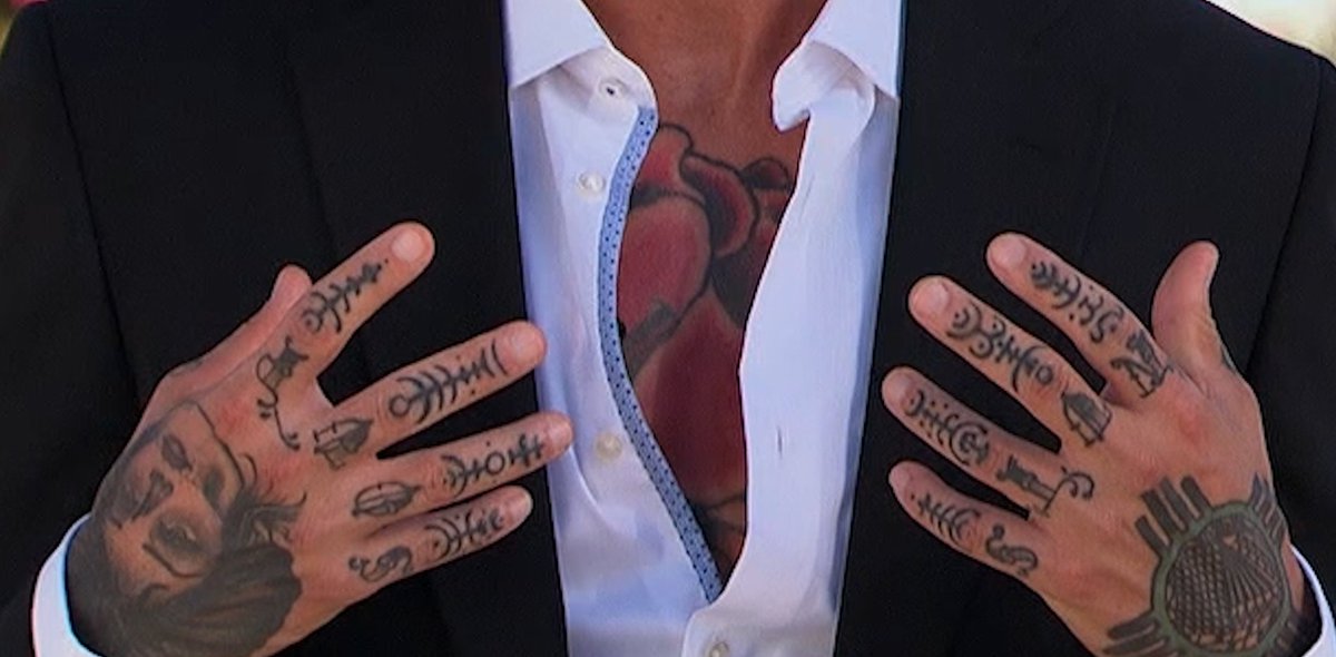 Genuine question, do his finger tattoos spell out 'SOUP NUTS'? #TheBachelorette