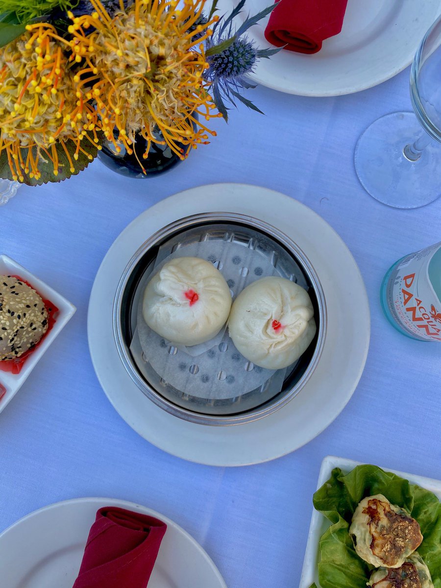 Chicken Bao 🤩 #dimsum 

#specials #specialmenu #fusion #buns #chinesefood #traditional #modern #Contemporary #fall #dinner #panna #food #foodie #losangeles #beverlyhills