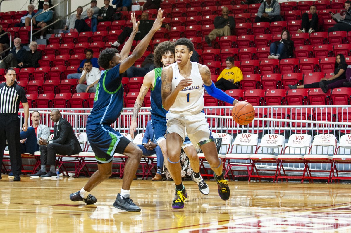 Stepping Stones: <a href="/Daivon__9/">Daivon Stephens</a>, <a href="/CoastalMBB/">Coastal Men's Basketball</a> 

🔗bit.ly/3nPAuO0