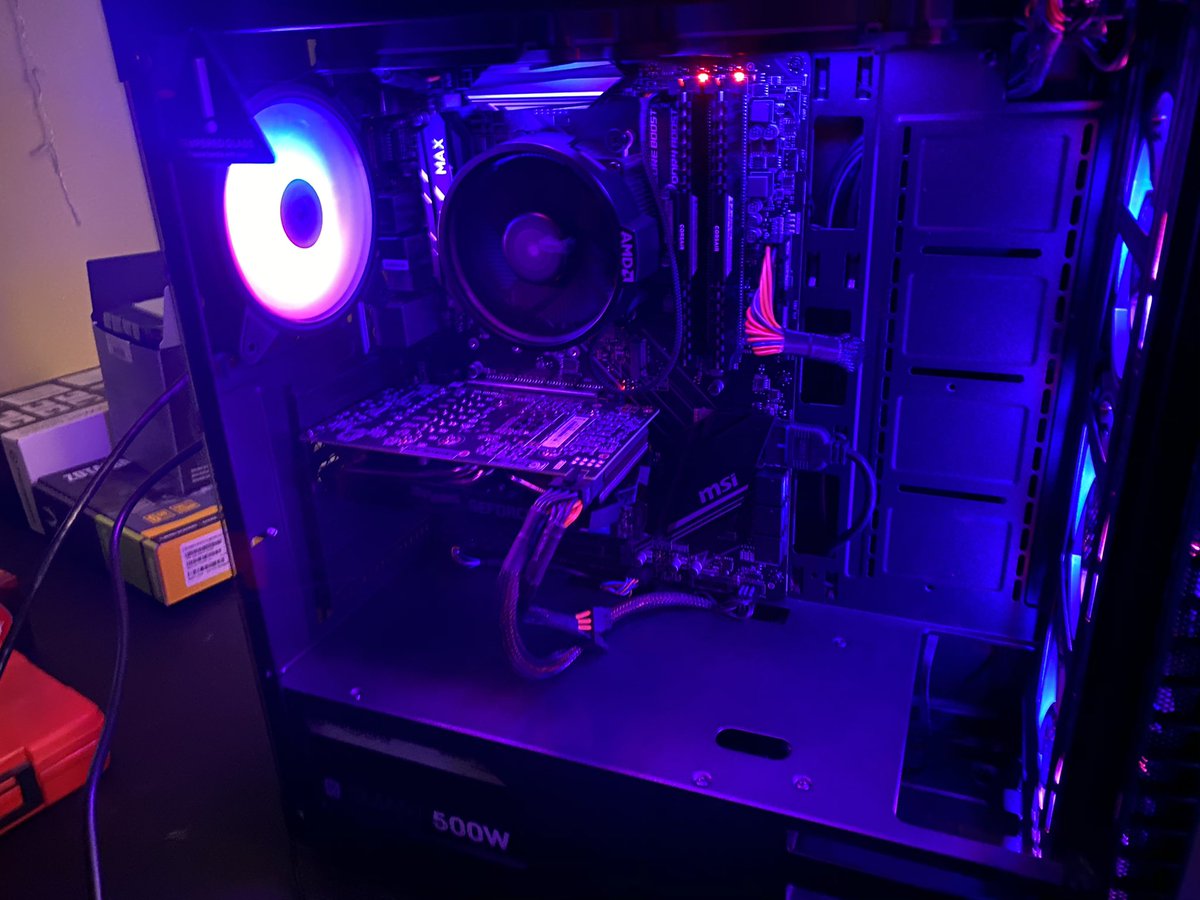 _antswrld's tweet photo. Another pc built😎

Hit me up for all your parts list/builds/upgrades needs🙏🏽 https://t.co/VX0fCwYR7R