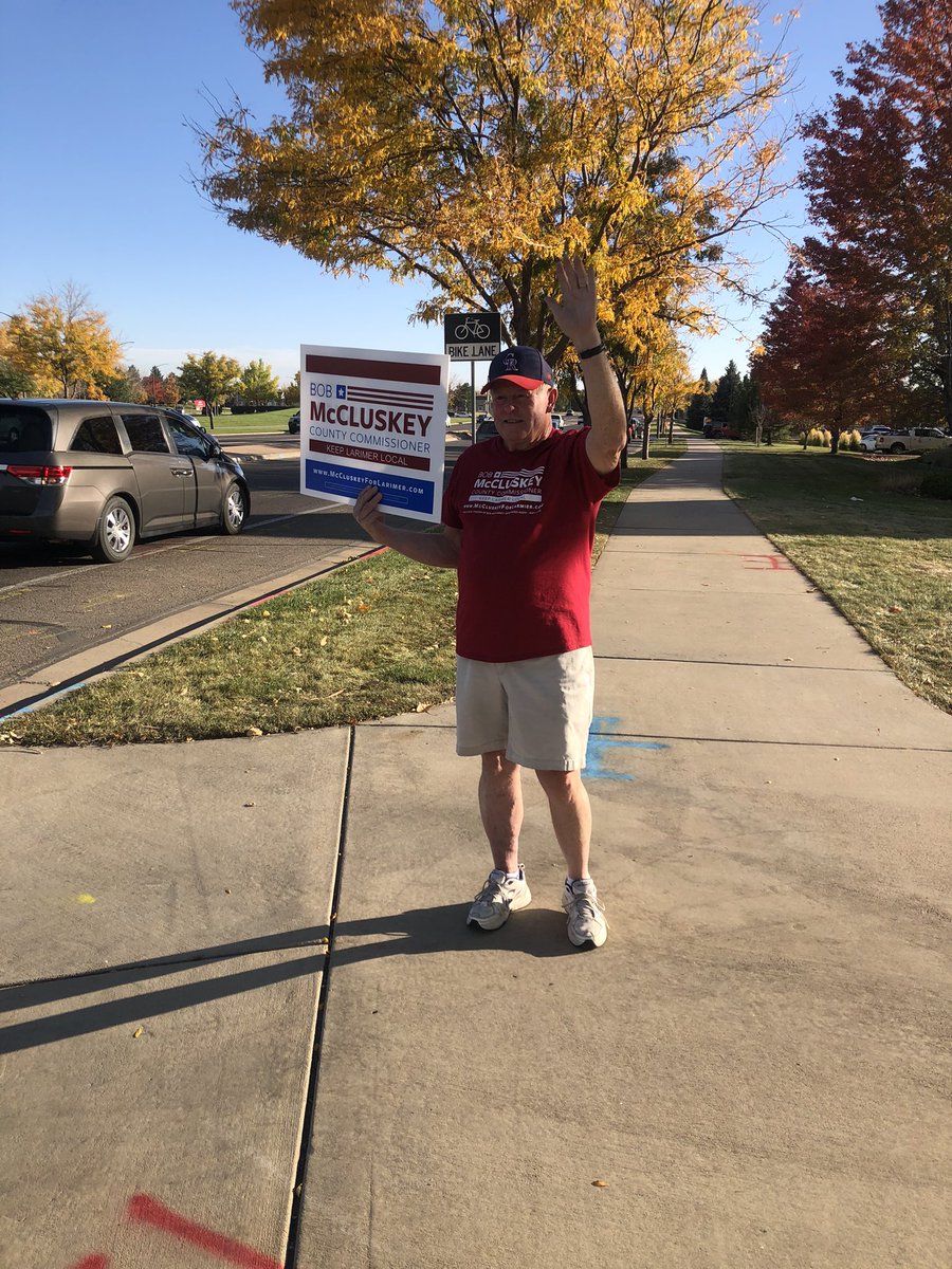 bobmccluskey's tweet image. Good day waving in Fort Collins! 

Coming soon to a Larimer County city, near you! 

Be sure to give us a honk when you see us over the next few weeks! &amp;amp; msg the page to participate!!!

Remember to vote &amp;amp; #KeepLarimerLocal