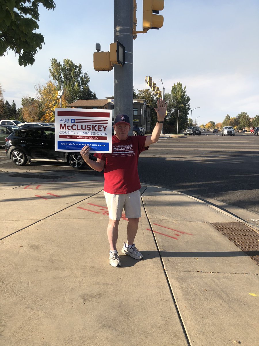 bobmccluskey's tweet image. Good day waving in Fort Collins! 

Coming soon to a Larimer County city, near you! 

Be sure to give us a honk when you see us over the next few weeks! &amp;amp; msg the page to participate!!!

Remember to vote &amp;amp; #KeepLarimerLocal