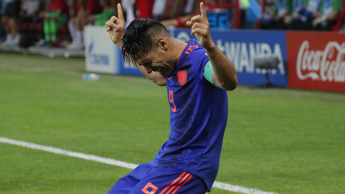 Crispinllos's tweet photo. Quererte es poco, Tigre 💙🐯. Los 35 goles de @FALCAO con la Selección Colombia 🇨🇴. GOLEADOR HISTÓRICO :

🇧🇴 4
🇨🇱 4
🇵🇪 3
🇵🇾 3
🇪🇨 2
🇻🇪 2
🇧🇭 2
🇺🇾 1
🇪🇸 1
🇧🇪 1
🇲🇽 1
🇲🇪 1
🇳🇬 1
🇸🇻 1
🇨🇷 1
🇰🇼 1
🇧🇷 1
🇫🇷 1
🇵🇱 1
🇺🇸 1 
🇯🇵 1 
🇵🇦 1 https://t.co/2GvSkK9gq8