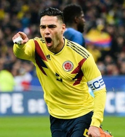 CROWMYOON's tweet photo. FALCAO LA MANERA EN LA QUE COLOMBIA TE AMA NO TE AMA NI TU MISMA MAMÁ, GRACIAS POR TODO LO QUE HAS HECHO POR COLOMBIA

#ColTeChilenciaLaJeta https://t.co/axaTXtjDza