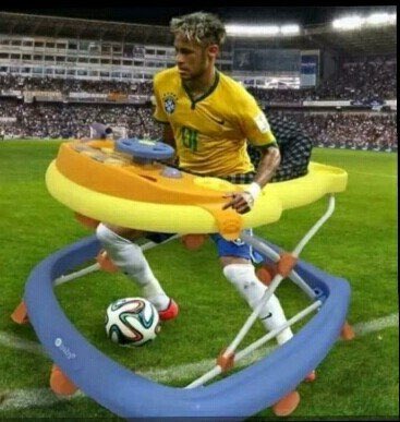 ElIrlands4's tweet photo. Ya sabemos cómo juega #Neymar #Peru https://t.co/LmGyBtrbSz