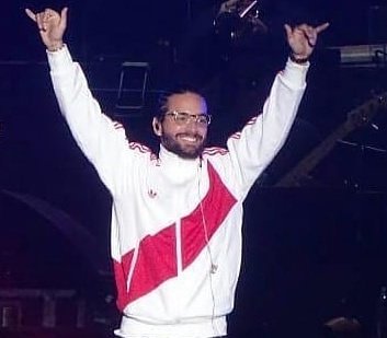 ElIrlands4's tweet photo. Siempre fuiste mi favorito bb
👁👄👁 #Maluma #Peru https://t.co/eFffo7o4bm