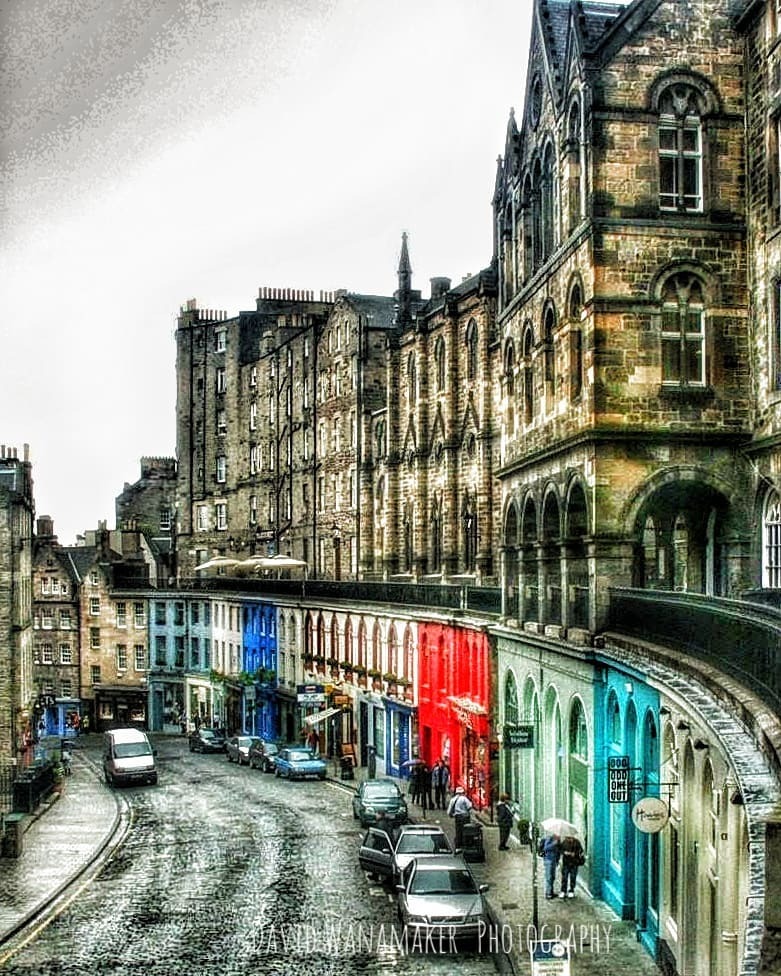 rustictable's tweet photo. Victoria Street Edinburgh Scotland. #edinburgh #scotland #historic #streetscene #rainwashed #wanderlust #explore #exploreuk #instapic #instapics #iconic #ig_scotland #ig_shutterbugs #traveltheglobe #traveluk #discover #dramatic https://t.co/0XHMyKOjjk https://t.co/OXdMLhDnRA