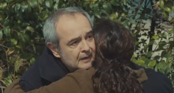 TPMFChile's tweet image. @BaharCesmeli_CL se disculpa de Enver y le dice que fue injusta con la persona que más la ha ayudado. 😢😥😭
#PirilLaNuevaEsposa
#FuerzaDeMujer