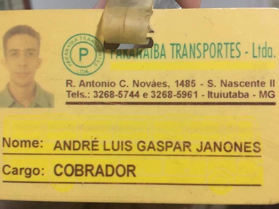 AndreJanonesMG's tweet photo. Uma bolsa de estudos, um emprego pra conseguir ajudar em casa e custear parte dos estudos que a bolsa não cobria. E foi assim que tudo começou, olho pro meu passado e sinto muito orgulho de tudo que fizemos até aqui. https://t.co/ad2Xik48dK