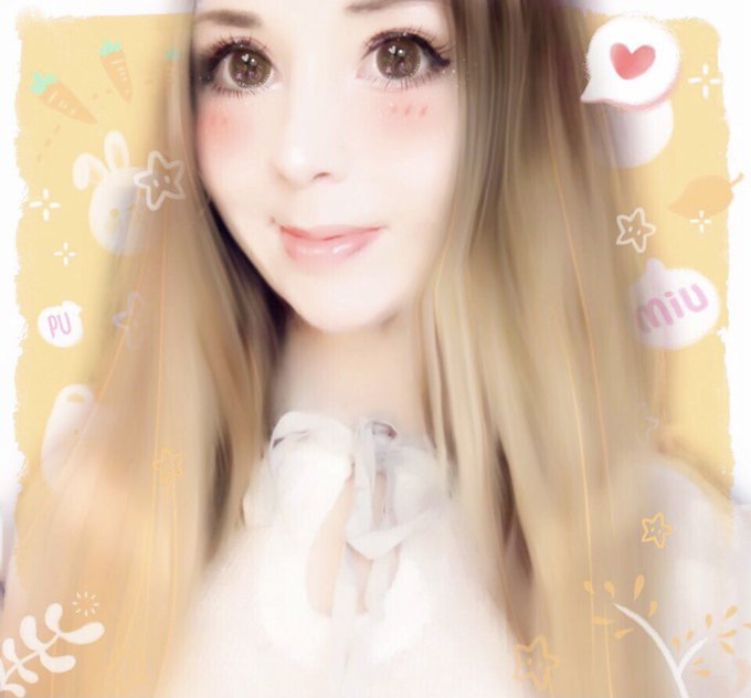 Does anyone remember the app from 2017 that would turn you into an anime goddess? https://t.co/lHyFo<a href="/tag/togetic"class="tags"><span>#togetic</span></a>