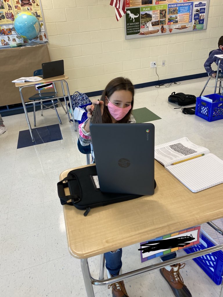 MrsEtense's tweet photo. Exploring optical illusions - how our eyes and brain work together to “see.” Pretty sure there are smiles under these masks! #6thgradescientists #ESMSscientists #teamoldlady #teamyoungwoman @MrsCEastShore https://t.co/50HqVSPMTY
