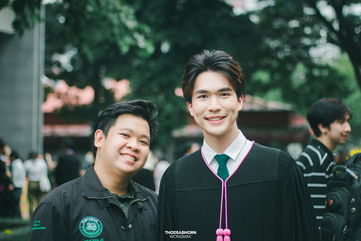 Thodsabhorn_W's tweet photo. ยินดีด้วยจ้าน้องโดม🥰🎉🎓@WDdome
#DomesGraduation #DomeOXQ #โดมเจ้าลักยิ้ม https://t.co/5WbU3jCY1Z