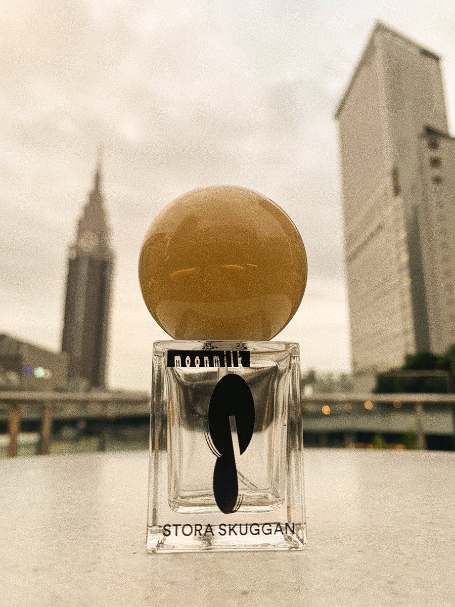 即決☆STORA SKUGGAN ストラスクガン ムーンミルク オードパルファム