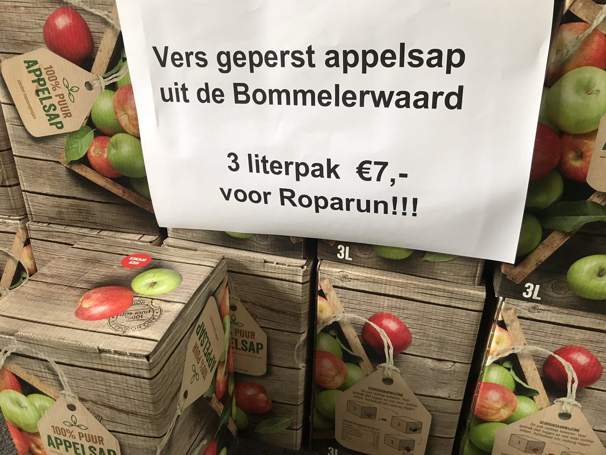 BWRunners's tweet photo. @BWRunners Er is weer heerlijk vers Bommelerwaards Appelsap! €7,- per 3 literpak voor #Roparun Te koop via ons #team76 #Brandwijk Steun het mooie werk van Stichting Roparun!!! https://t.co/WhacF2EJ6g