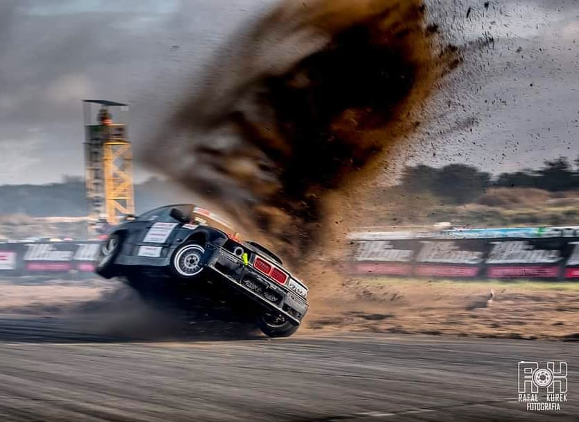 RafalKurek's tweet photo. I belive i can fly ✈️🚀#rafałkurekfotografia #bmw #driftordie #drift #smoke #torun #wow #foto #дрейф #dmec #e36 #driftopen #photoshoot #poland #racecar #bimmer #hot #driftlife #drifting #driftordie #burn #tbt #bimmernation #speedhunters #jdm🔰 #jdm #… https://t.co/0bYsjIslp9 https://t.co/JY3freSz99