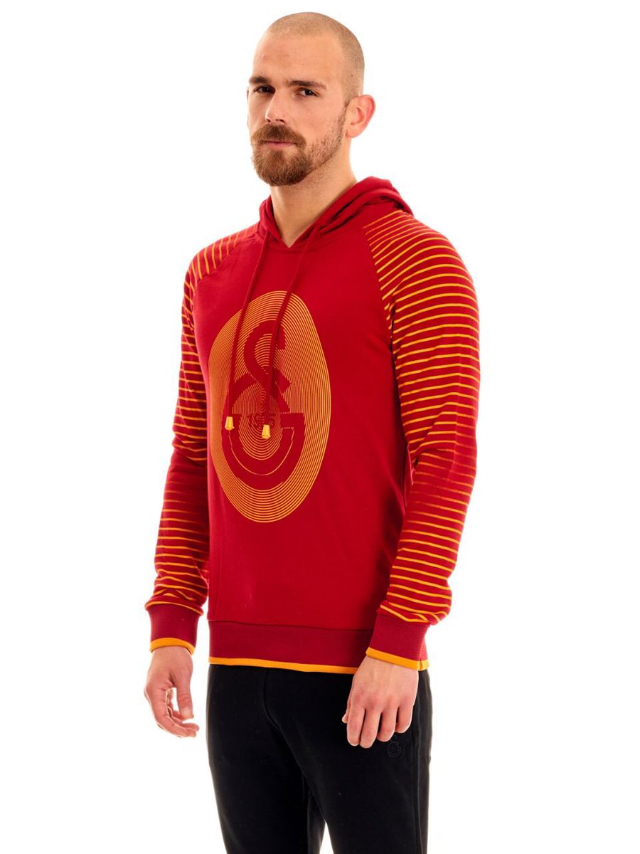 EmirhanTasarim's tweet photo. 🦁 @GSStore Taraftar Tasarımları Etkinliği için tasarladığım sweatshirtün güncel satış linki.
👉 https://t.co/m6yEgGcZ9V https://t.co/rnBIVXNgII