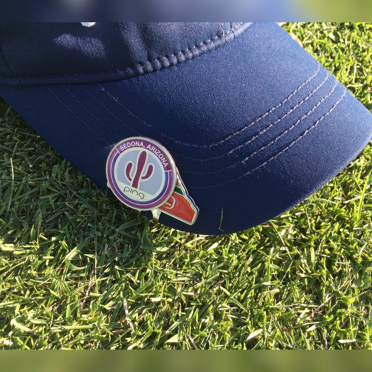 pinggolfjapan's tweet photo. レディースゴルファーのみなさん♪
マーカーのご紹介❣ 米PING本社があるアリゾナをイメージしたサボテンデザイン🌵 pingグッズと一緒にゴルフして、感想を「#pingと一緒」に投稿しよう♪ https://t.co/VsWkwWgljY

#ping #ピンゴルフ #golf #ゴルフ #gle2 #レディースゴルファー #clubping https://t.co/GyEpmnyLU2