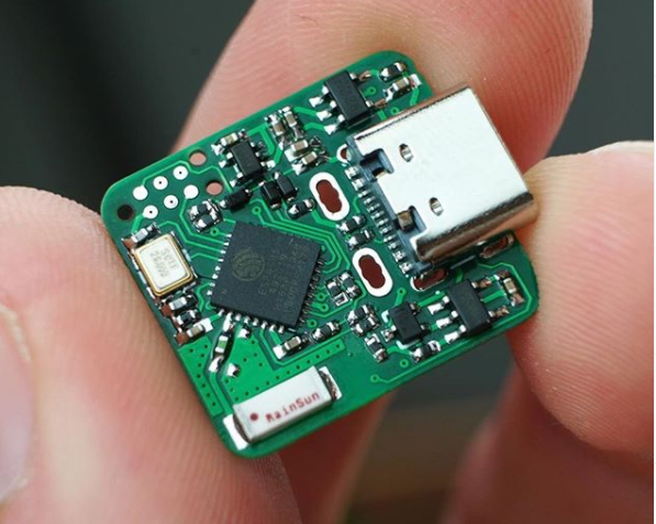 HQ_NextPCB's tweet image. Picoclick, IoT button powered by ESP mcu

//📸: @maker.moekoe

—
Check out our offer:
Only $7 for SMT Prototype Orders
First 2-layer 100 by 100 mm PCB - 0$
4-layer PCB - 12$
—

#nextpcb #chinapcb #pcbmaker #maker #pcbmanufacturing #arduino #diy #diyelectronics #soldering