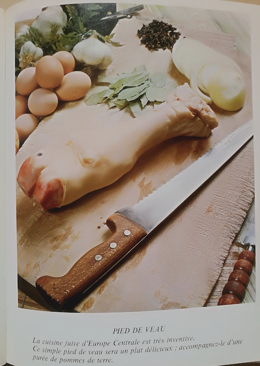 jewpopblog's tweet photo. @wargonm Parce que c'est notre cultuuure ! 😂#PiedDeveau #Bouilli #CuisineInventive https://t.co/HQP0IBuksC