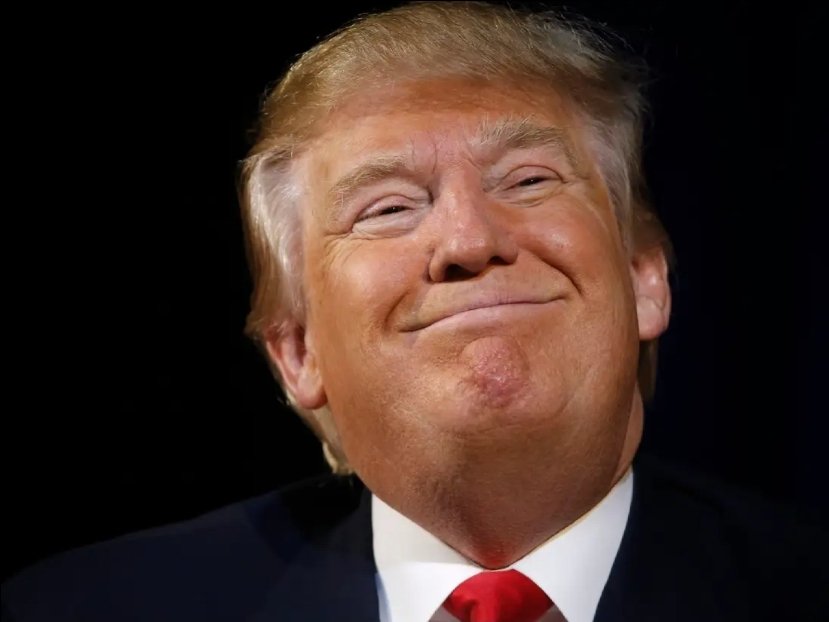 DonaldTrumpFNRP's tweet photo. Hey @AdamSandlerFNRP gonna do this publicly and everything but I've been thinking for a little bit and I really want to date you, Will you go out with me?🥺 https://t.co/pYaEgNY3yw