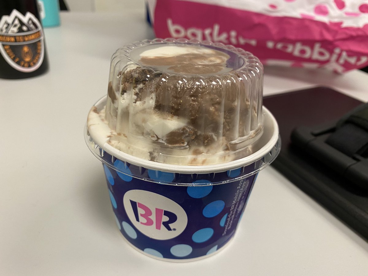 Made my customers today laugh at my lame jokes. Had them leave with a smile and a new phone. They came right back to me with ice cream. #TMobile