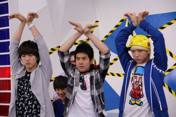 111014 #비원에이포 #바로 #차선우 #B1A4 #BARO #ChaSunwoo
Thailand Letz Get POP