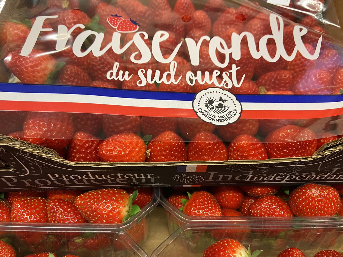 Quel plaisir de travailler avec des producteurs #MadeInfrance <a href="/Occitanie/">Région Occitanie</a> pour proposer à <a href="/Monprimeur/">Monprimeur</a> des 🍓 fraises savoureuses en arrière saison ! Rendez vous sur <a href="/marchederungis/">Marché de Rungis</a> avec <a href="/FrankyFraise/">franck mighirian</a>