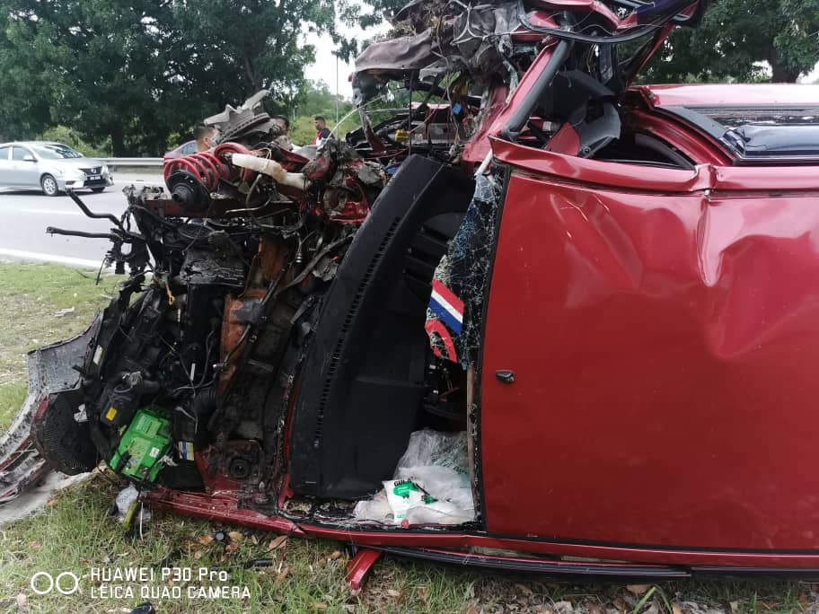 Twt Dengkil On Twitter Kemalangan Berdekatan Flyover Cyberjaya Dari Arah Dengkil Hati Hati Keadaan Jalan Pintasan Cyberjaya Putrajaya Yang Beralun Dah Kerap Berlaku Kemalangan Dasyat Sebegini Semoga Dimudahkan Semuanya Twt Cyberjaya