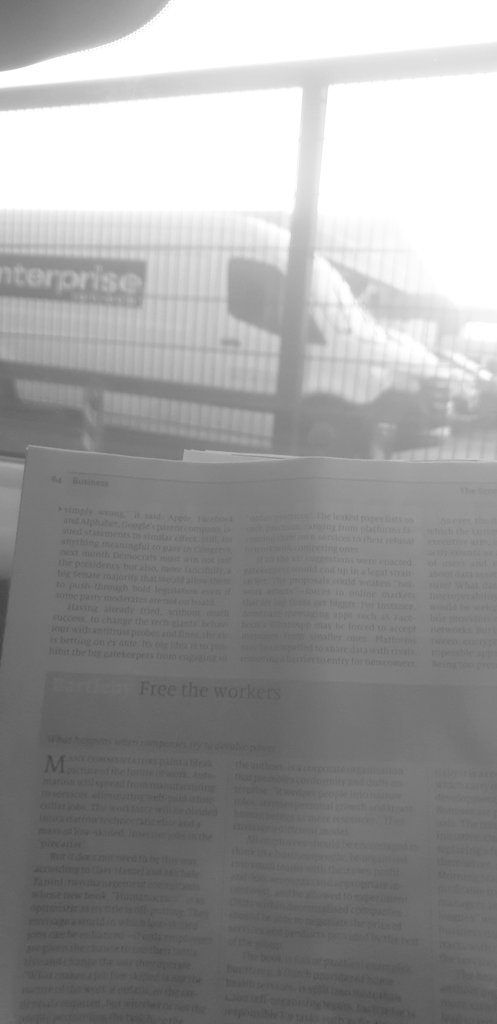 Patrick70526365's tweet photo. Waiting for work to start is always a great time to get in some light reading. #erac #earlystart #freetheworkers https://t.co/auZe30QmSN
