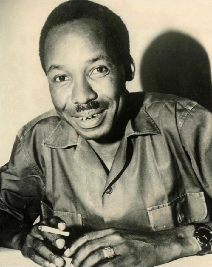 AnyelwisyeB's tweet photo. Grandpa katika ubora wake. . .
"𝘿𝙚𝙢𝙤𝙠𝙧𝙖𝙨𝙪𝙖 𝙨𝙞𝙤 𝙘𝙝𝙪𝙥𝙖 𝙮𝙖 𝘾𝙤𝙘𝙖 𝘾𝙤𝙡𝙖 𝙖𝙢𝙗𝙖𝙮𝙤 𝙪𝙣𝙖𝙬𝙚𝙯𝙖 𝙠𝙪𝙞𝙖𝙜𝙞𝙯𝙖. 𝘿𝙚𝙢𝙤𝙠𝙧𝙖𝙨𝙞𝙖 𝙞𝙣𝙖𝙥𝙖𝙨𝙬𝙖 𝙠𝙪𝙚𝙣𝙙𝙚𝙡𝙚𝙯𝙬𝙖 𝙠𝙪𝙡𝙞𝙣𝙜𝙖𝙣𝙖 𝙣𝙖 𝙣𝙘𝙝𝙞 𝙉𝙘𝙝𝙞 𝙮𝙚𝙣𝙮𝙚𝙬𝙚"
#NyerereDay2020 https://t.co/V9HEZas7Gu