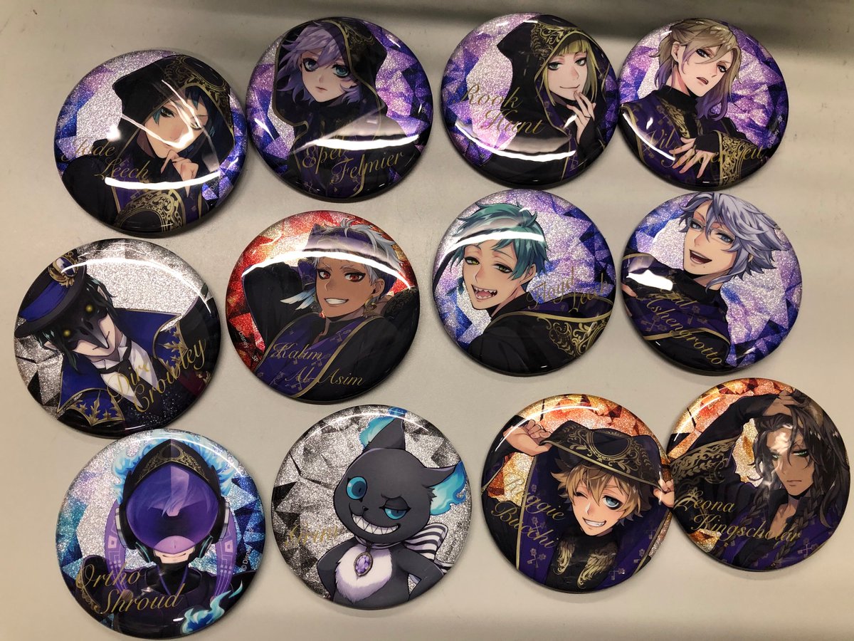 Twitter पर K Books Game館 ツイステ 式典服缶バッジ ٩ W و キラキラしてて痛バが映えますね Kbooks ツイステ