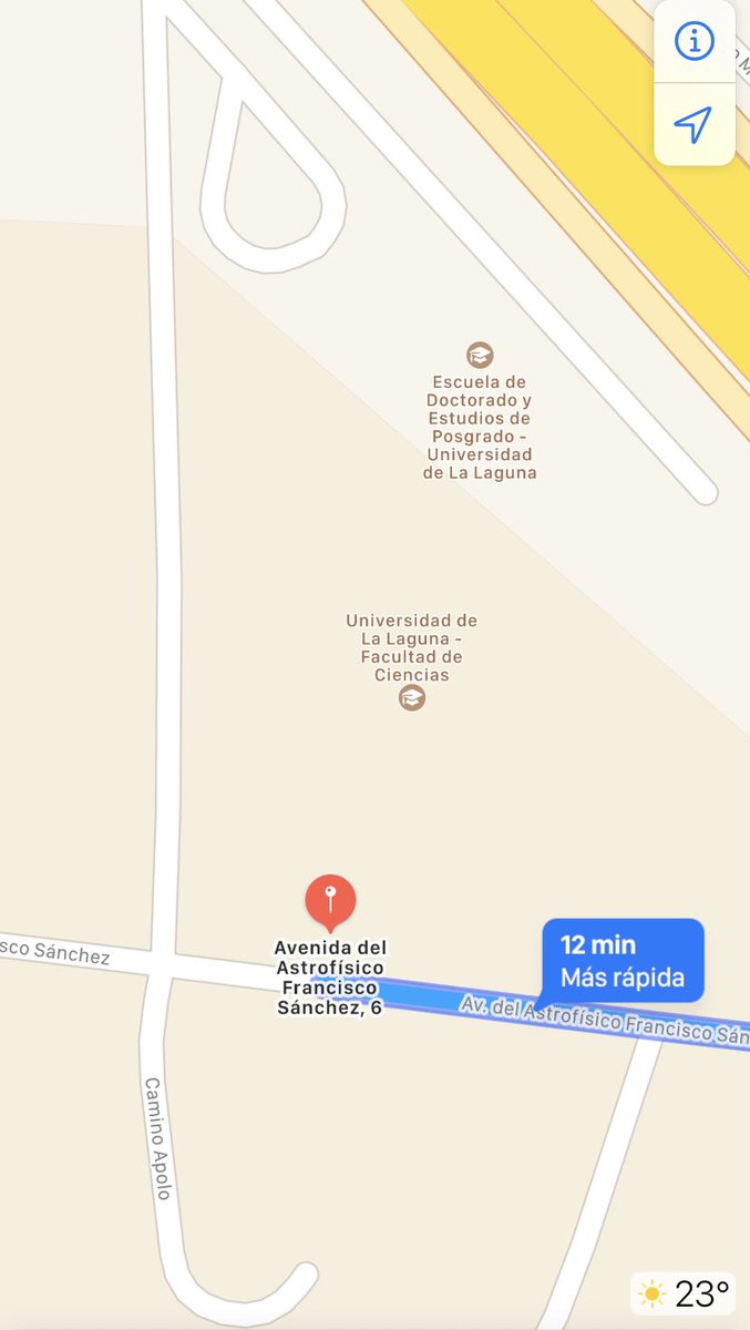 Se me han caído los AirPods justo al bajarme del coche en la zona del centro de doctorado de la ULL. 
Están sueltos. Sin la caja. Si alguien los encuentra (sé que es imposible), por favor que me lo diga 🥺

Agradezco mil un RT 💔