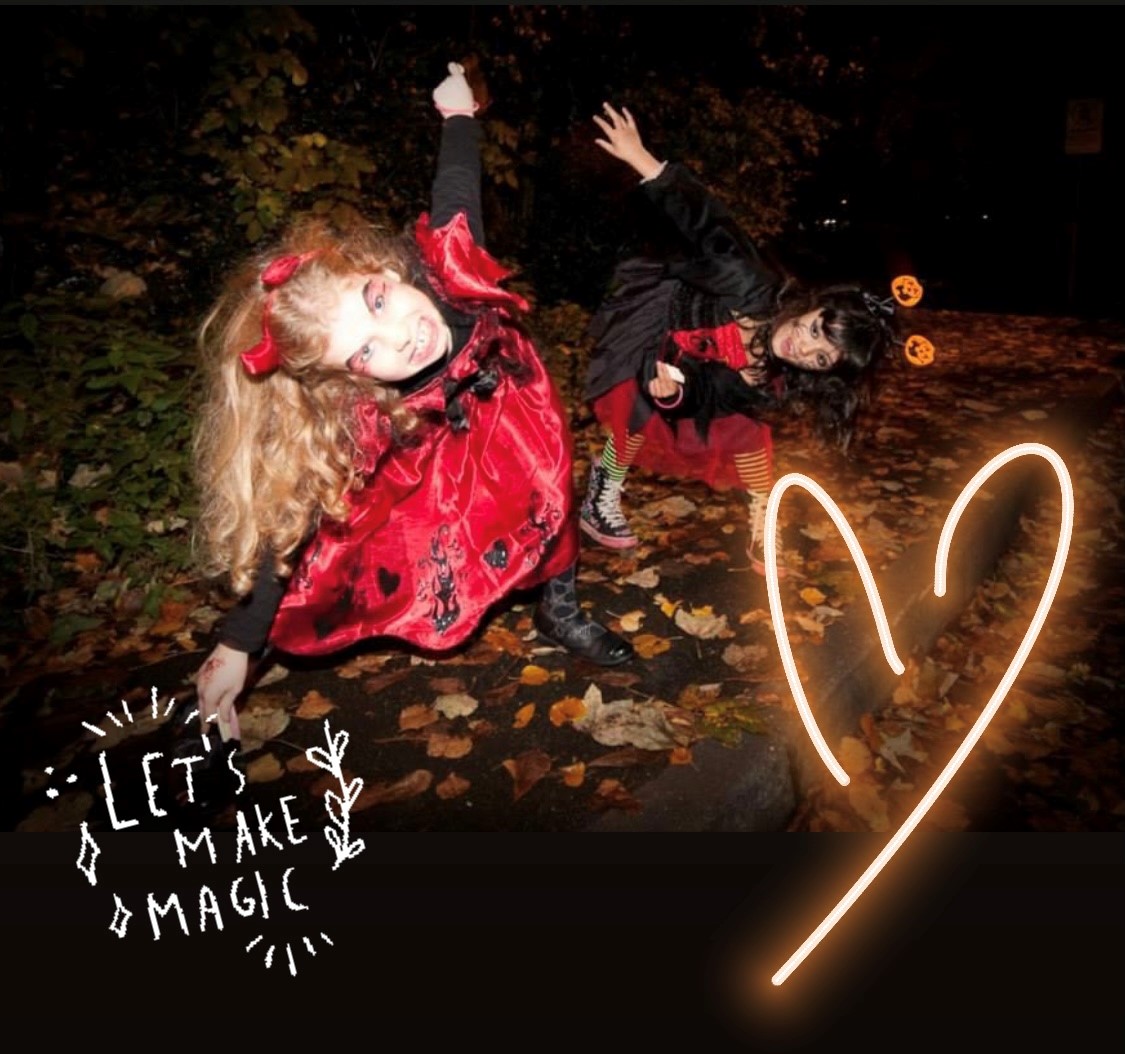 Halloween is around the corner- we're having an afternoon of  spooktacular #celebrations in our bubbles. With classes of 11-14 we are able to keep the spirit of #Halloween safely &amp; securely so we do not miss out in spite of #cv19 ! 
🎃
#halloween #horror #spooky #art  #october