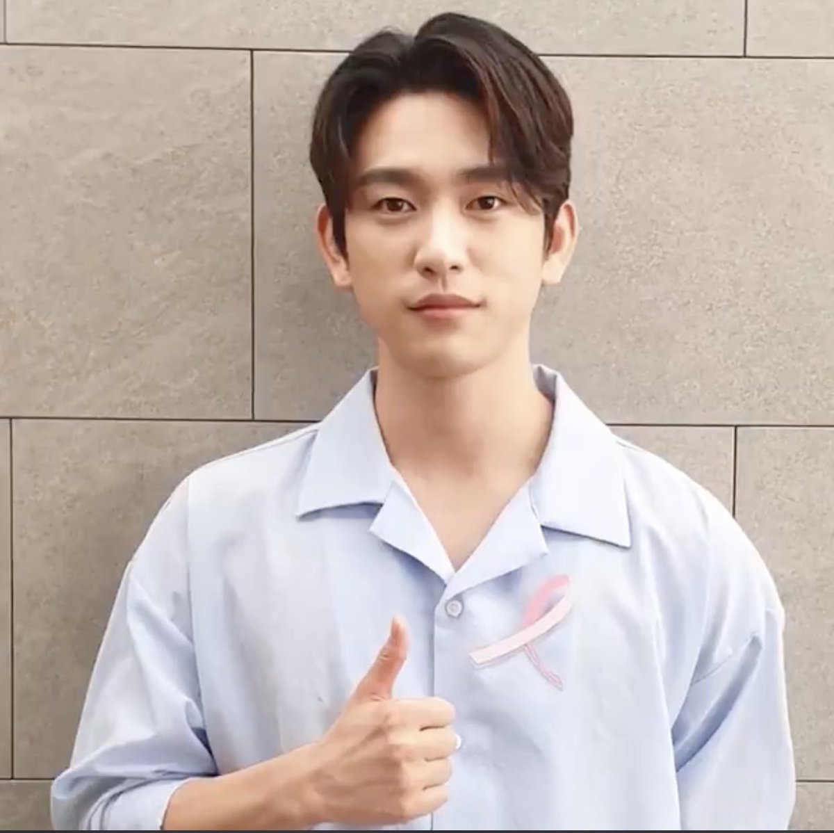 cyjaexquisite's tweet photo. Youngjae being an organ donor and now working on a song for organ donation.

Jinyoung participating in Estee Lauder’s Breast Cancer Campaign.

Jaebeom and Yugyeom participating in WKorea’s Breast Cancer Awareness Campaign.

Yes, I am proud to say I am stanning the bestest men. 💚 https://t.co/3YiqIyPlWs